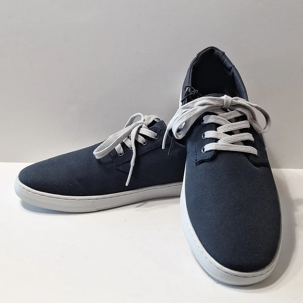 Cuater by Travis Mathew NEW Navy Blue Kruzers 2.0 Ortholite Canvas Sneaker Sz.11